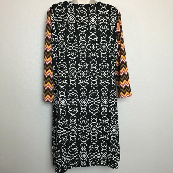 Black & White Zig Zag Long Sleeve Shift Dress XS - Picture 8 of 10